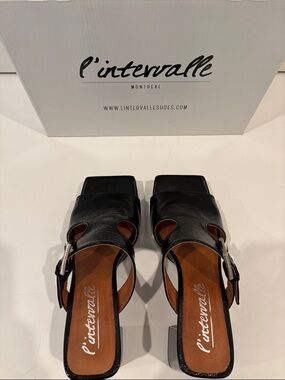 L'INTERVALLE Black Leather Square-Toe Buckle platform sandals